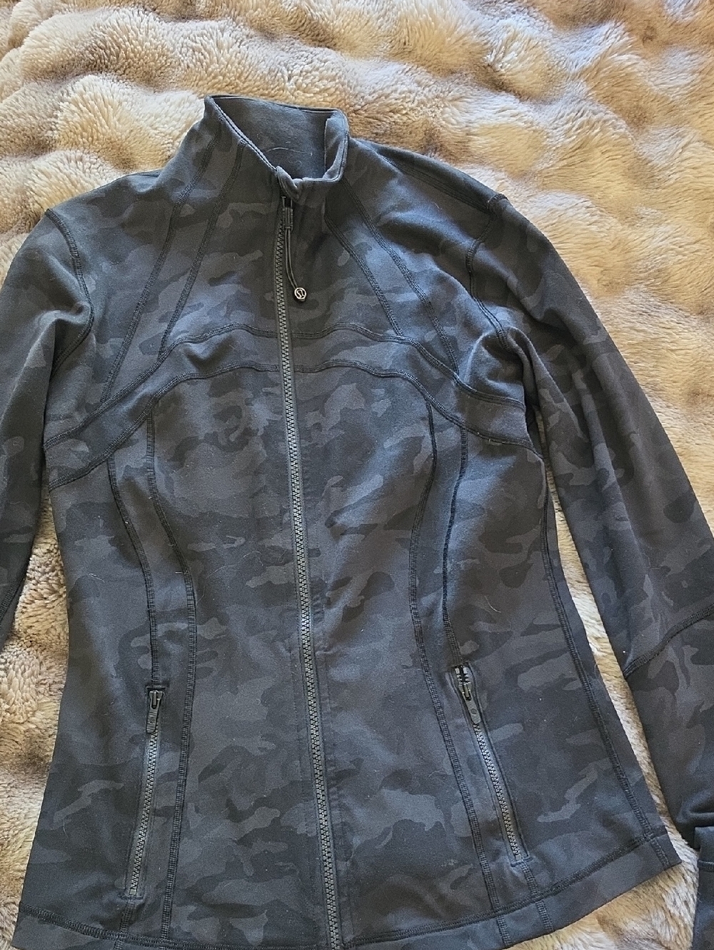 Women’s Black Charcoal Camo Zip-Up Jacket Lulu Lemon